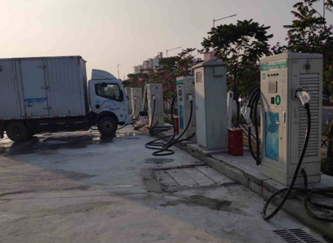 杭州市光明新区马田街道周家大道充电站240kw-120kw直流桩