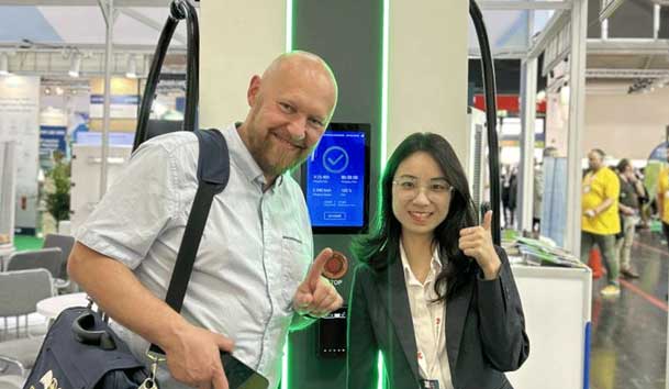 极悦娱乐闪耀2024欧洲智慧能源展丨聚焦创新技术，共筑全球碳中和未来(图9)
